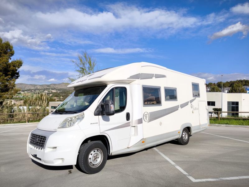 En venta Elnagh TLOFT 530 Blanco 2013 Barcelona foto 1