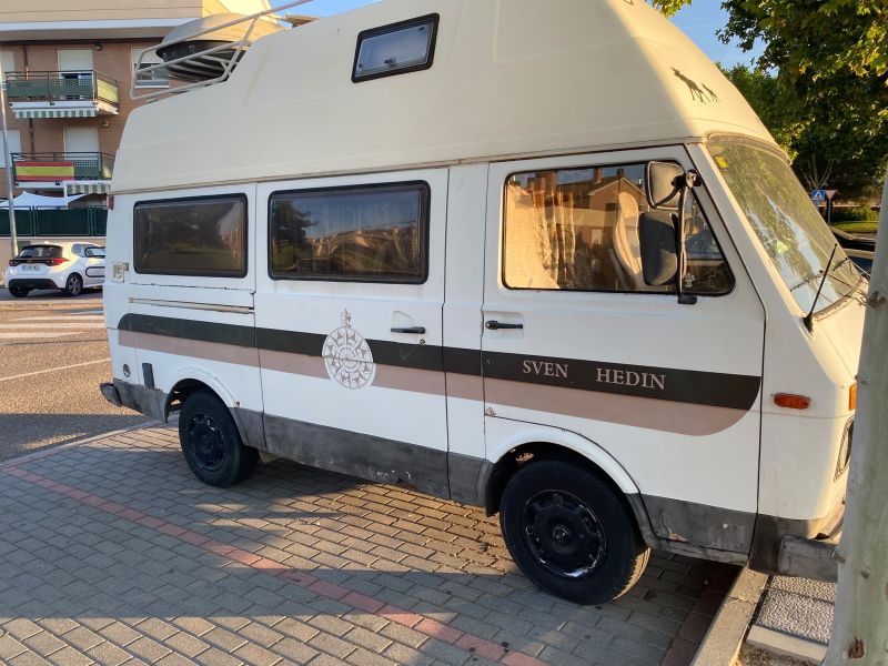 En venta Volkswagen Volkswagen LT28 WESTFALIA SVEN HEDIN Blanco 1984 Valladolid foto 1