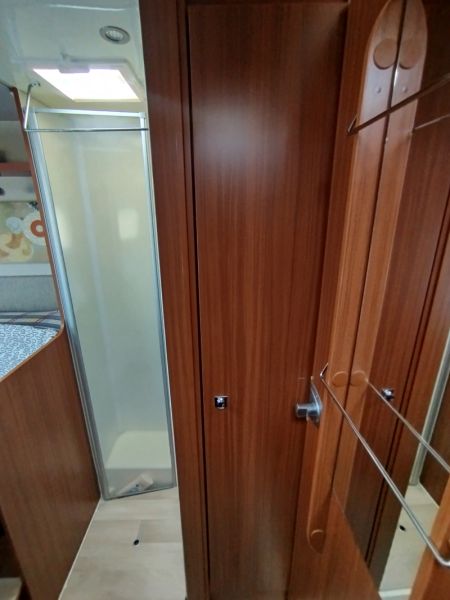 En venta Etrusco T6900DB Blanco 2017 Girona foto 10