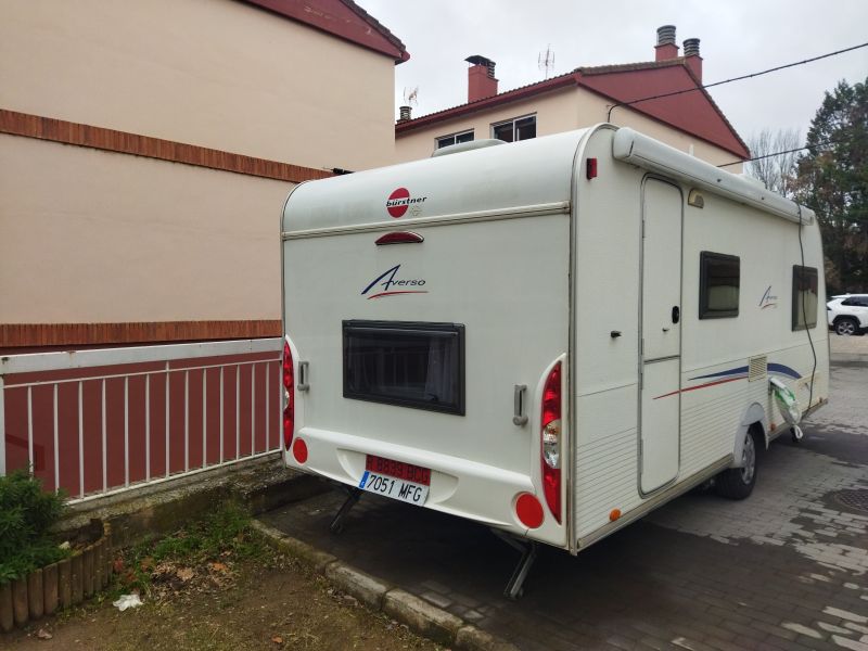 En venta Bürstner 500TK Blanco 2008 Teruel foto 8