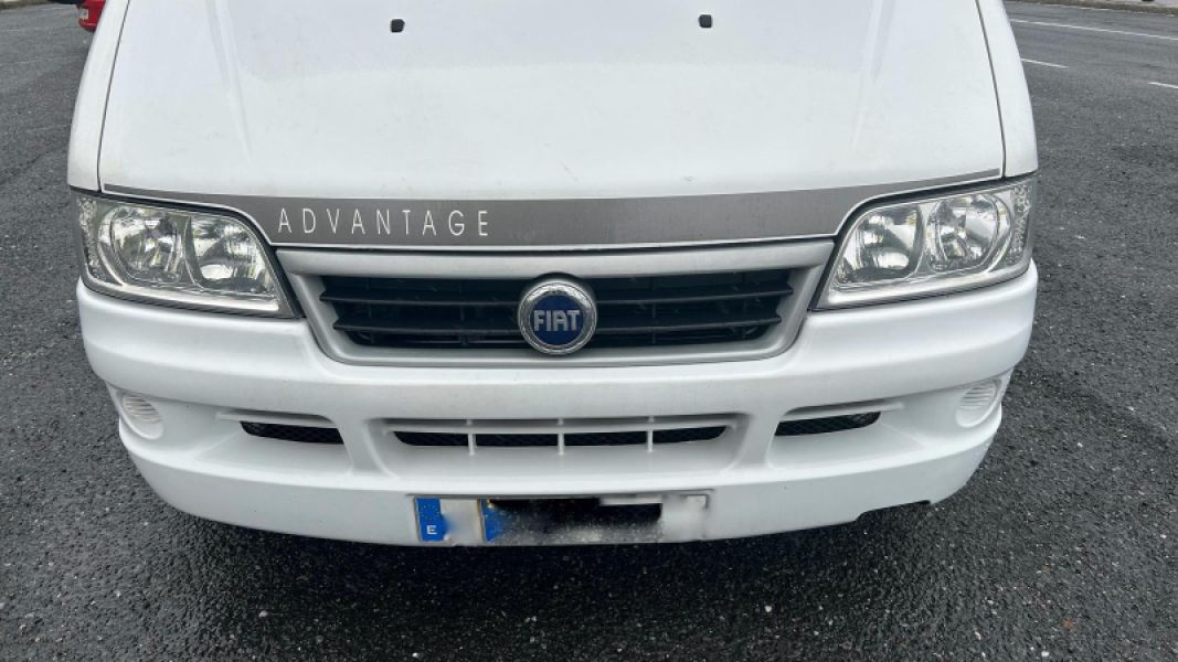 En venta Dethleffs Dethleffs Advantage Globetrotter A5881 Blanco 2005 A Coruña foto 2
