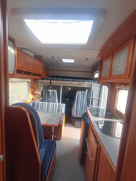 En venta Dethleffs Dethleffs Advantage Globetrotter A5881 Blanco 2005 A Coruña foto 11