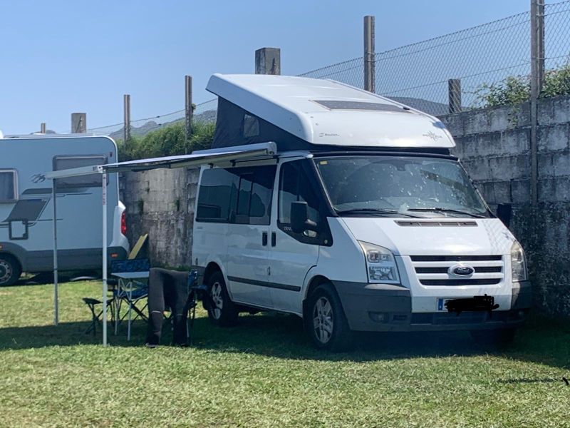 En venta Ford Transit Nugget Westfalia  Blanco 2012 A Coruña foto 3