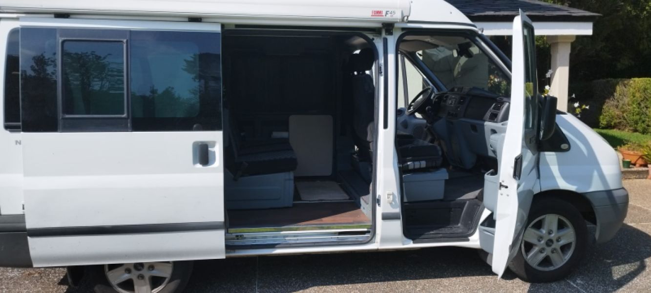 En venta Ford Transit Nugget Westfalia  Blanco 2012 A Coruña foto 9