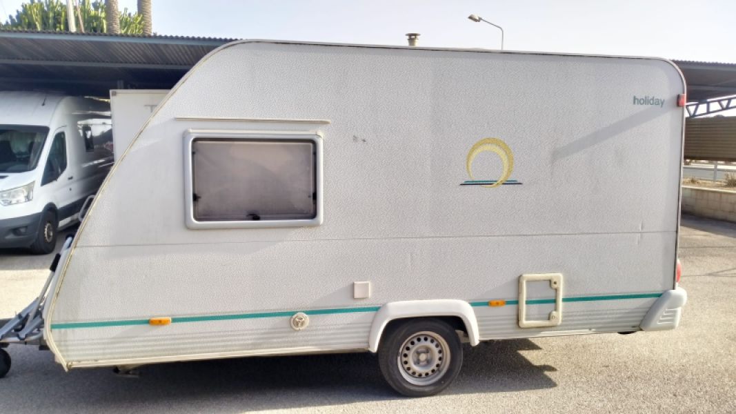 En venta Knaus Eiffeland  Blanco 2003 Alicante foto 2