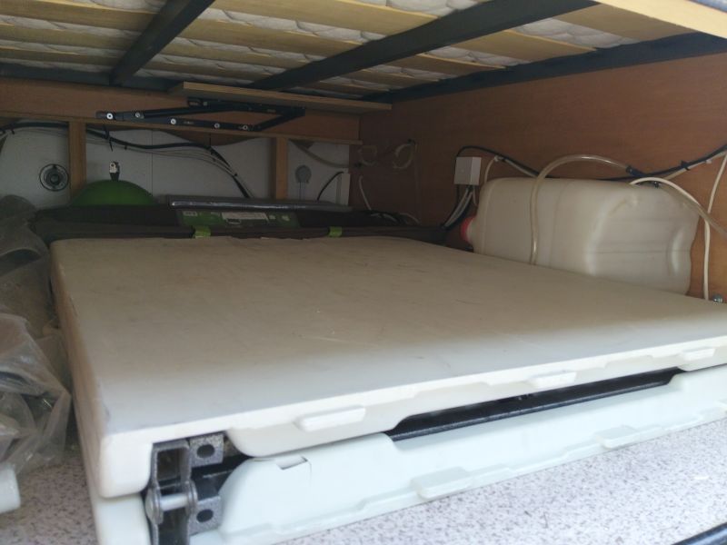 En venta Knaus Eiffeland  Blanco 2003 Alicante foto 20