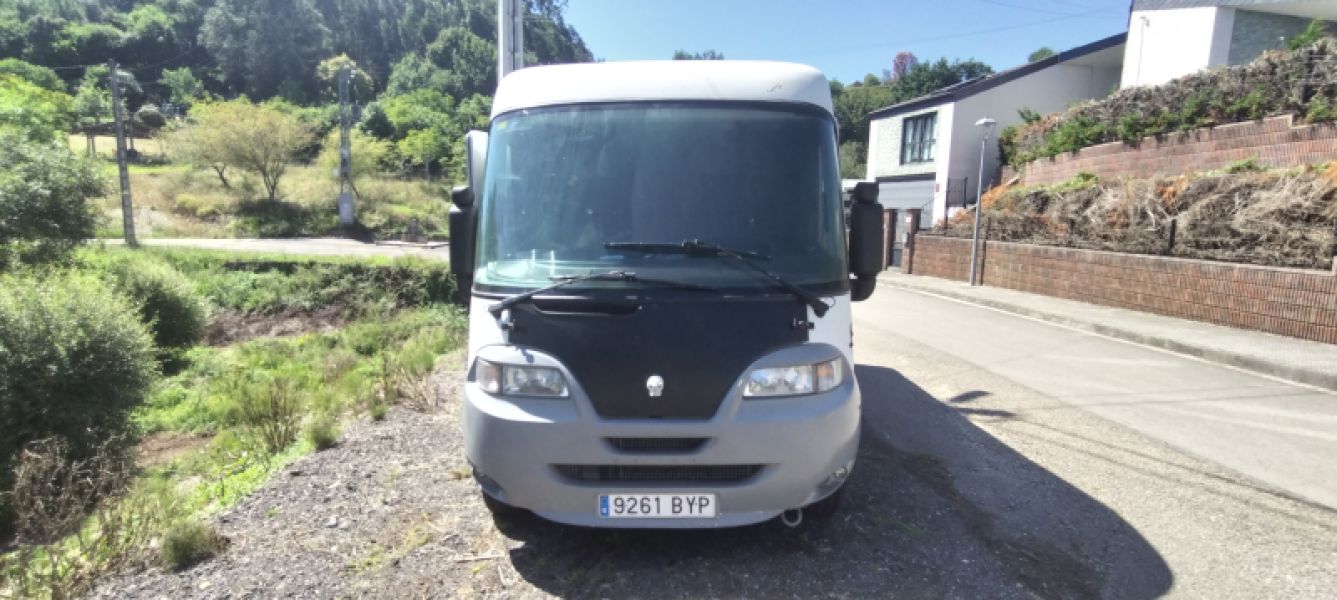 En venta Knaus Fiat Ducato travel liner Blanco 2002 Cantabria foto 5