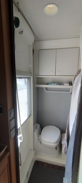 En venta Knaus Fiat Ducato travel liner Blanco 2002 Cantabria foto 6
