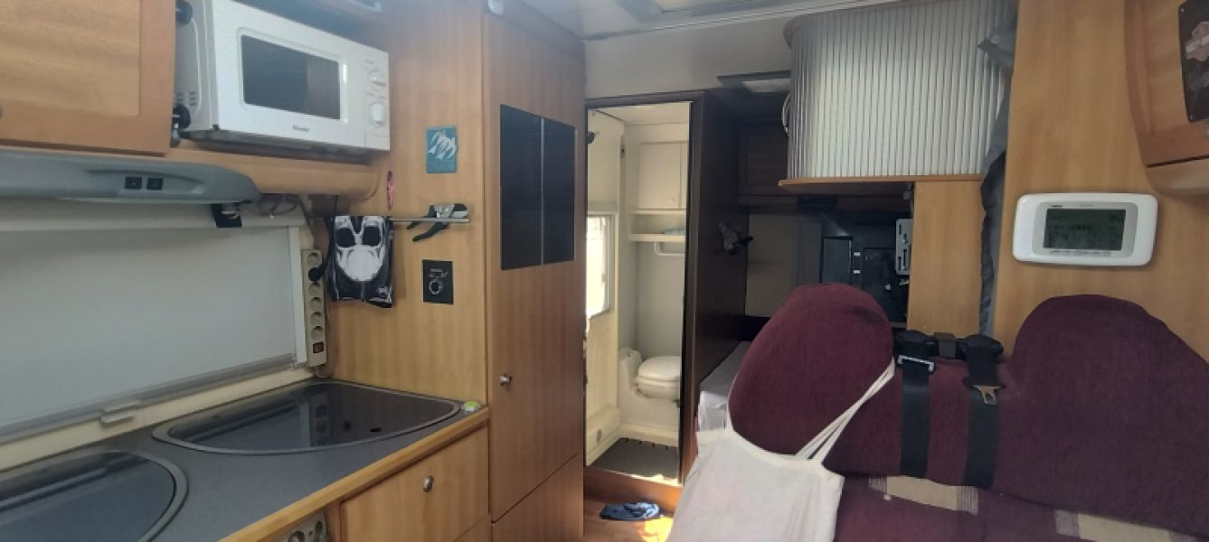 En venta Knaus Fiat Ducato travel liner Blanco 2002 Cantabria foto 9