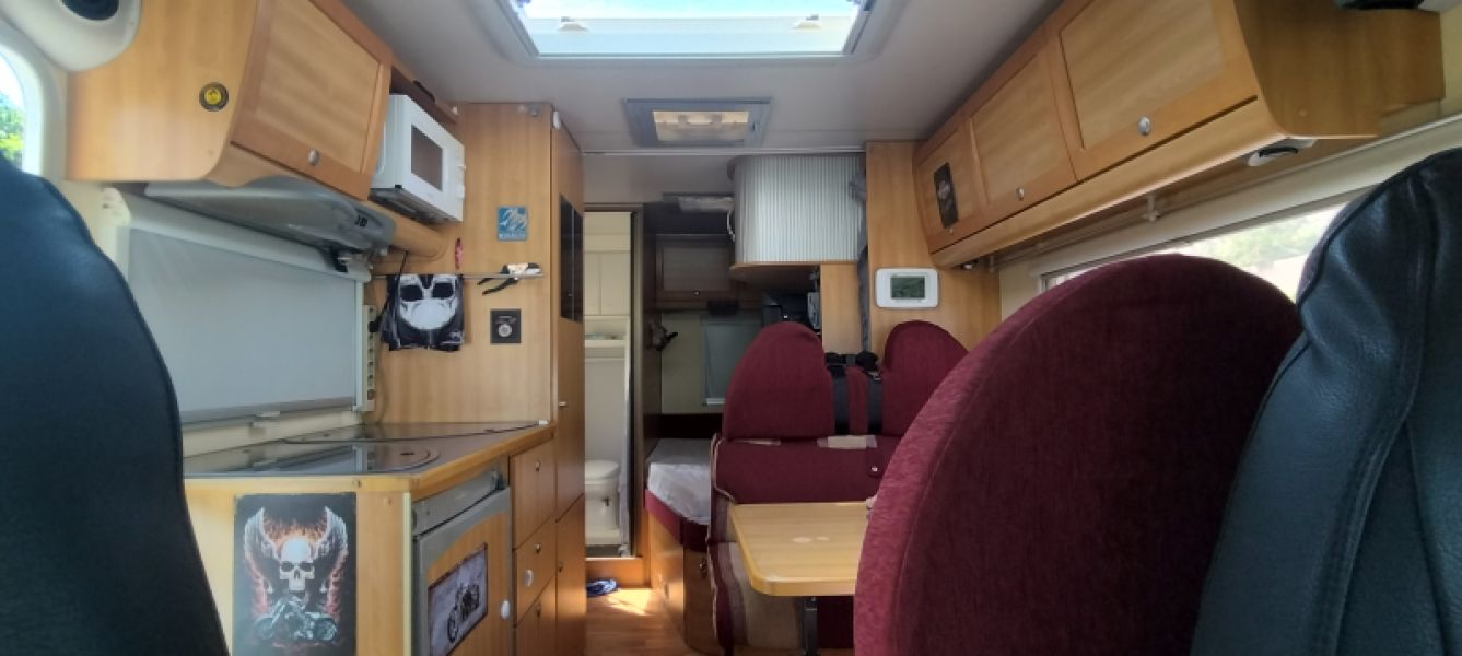 En venta Knaus Fiat Ducato travel liner Blanco 2002 Cantabria foto 16