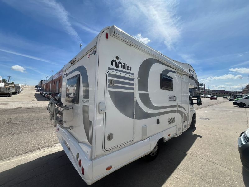En venta Fiat DUCATO Blanco 2009 Salamanca foto 4