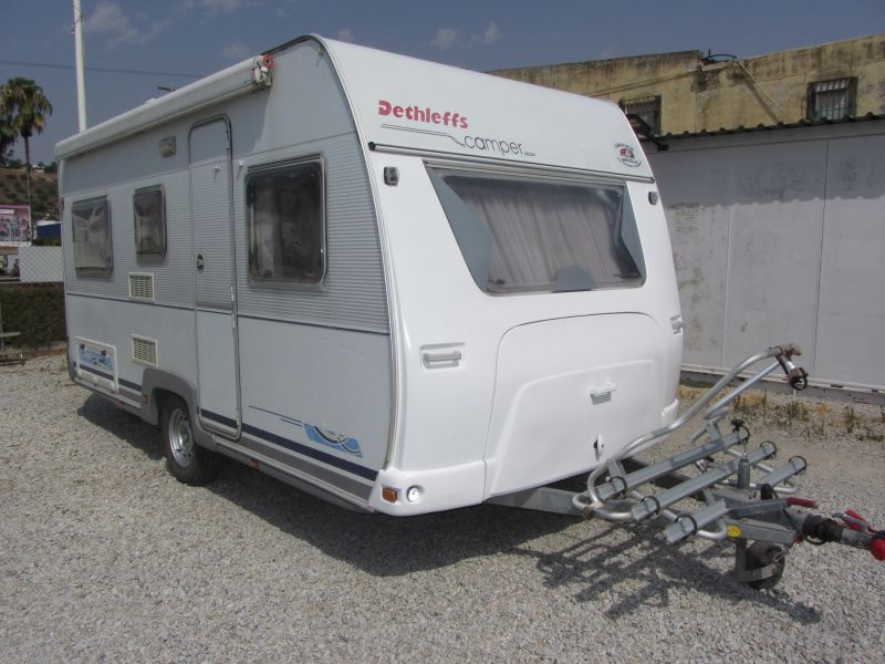 En venta Dethleffs CAMPER 430 T Blanco 1999 Sevilla foto 1