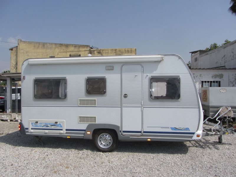 En venta Dethleffs CAMPER 430 T Blanco 1999 Sevilla foto 2