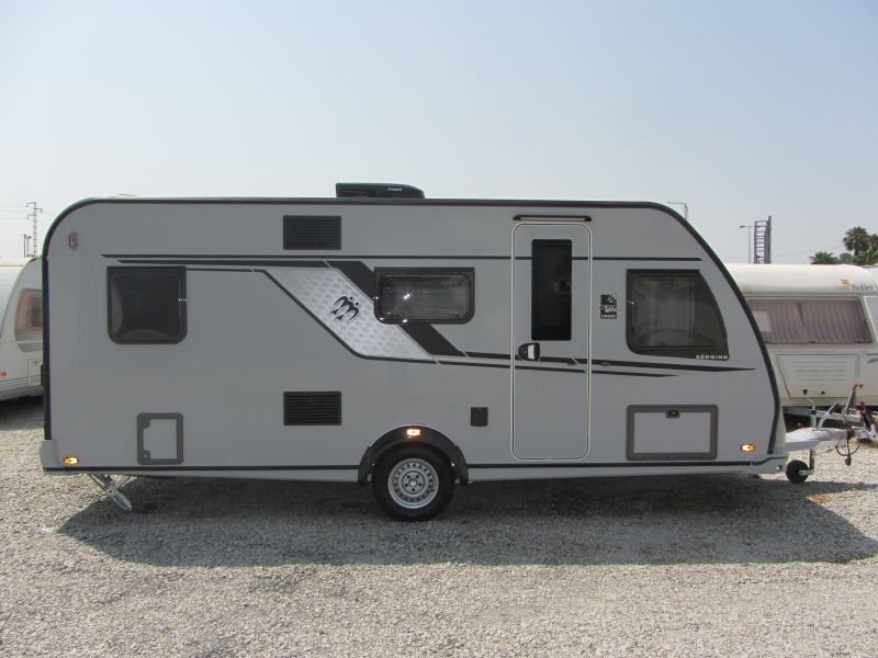 En venta Knaus SUDWIND 500 QDK Gris 2026 Sevilla foto 2