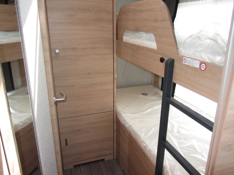 En venta Knaus SUDWIND 500 QDK Gris 2026 Sevilla foto 8