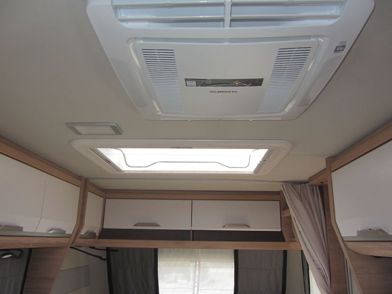 En venta Knaus SUDWIND 500 QDK Gris 2026 Sevilla foto 12