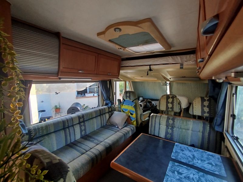 En venta Hymer / Eriba / Hymercar B544 Blanco 2002 Barcelona foto 6