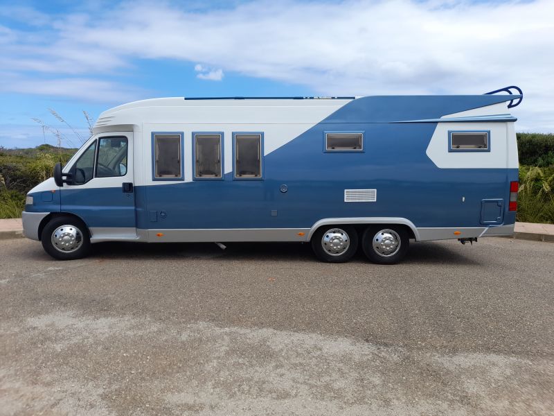 En venta Hobby FML 750 Azul 2002 Illes Balears foto 2