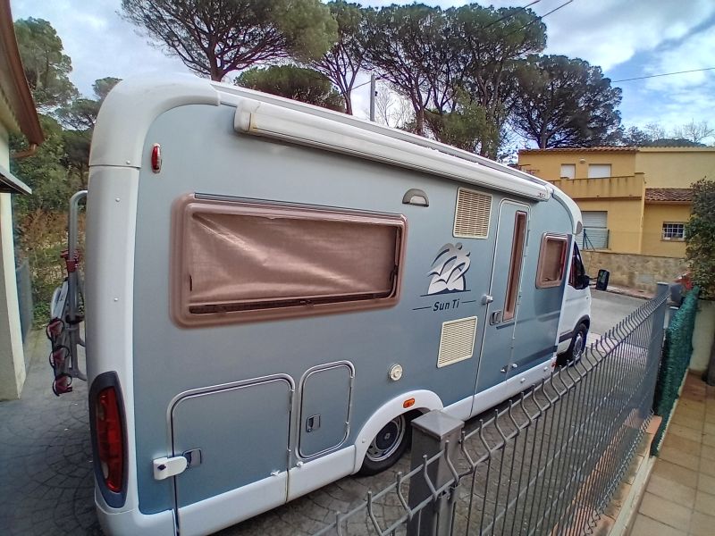 En venta Knaus R06 Gris 2007 Girona foto 6
