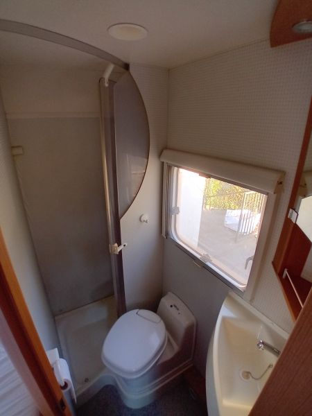En venta Knaus R06 Gris 2007 Girona foto 10
