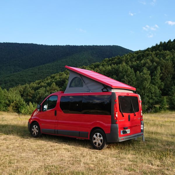 En venta Renault Trafic Rojo 2014 Barcelona foto 1