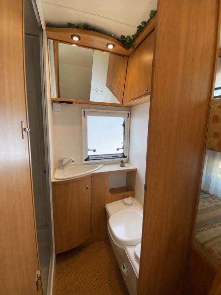 En venta Bürstner A573 Active Blanco 2003 Salamanca foto 10