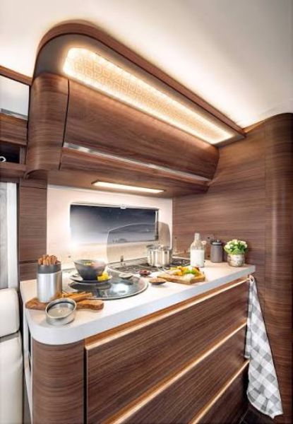 En venta Tabbert Tabbert Puccini 550 E 2.5 (2022) – Estado Impecable / Reestreno (Solo 2.800 km) Blanco 2022 Valencia foto 8