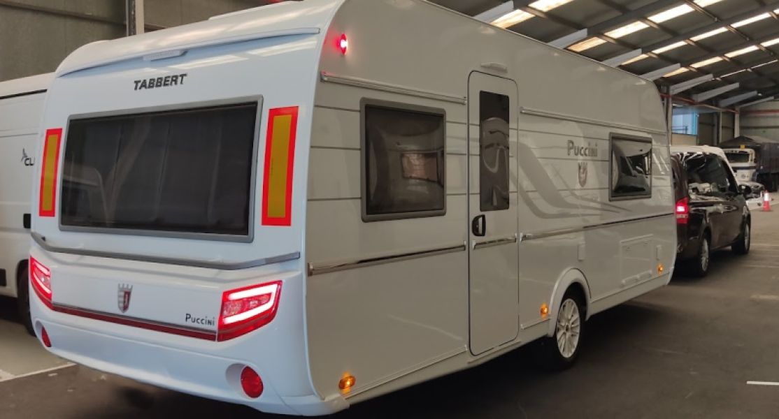 En venta Tabbert Tabbert Puccini 550 E 2.5 (2022) – Estado Impecable / Reestreno (Solo 2.800 km) Blanco 2022 Valencia foto 19