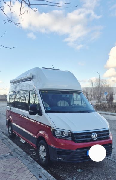 En venta Volkswagen VOLKSWAGEN Grand California 600 2.0 TDI EU6 FWD 130kW 177CV Aut. 4p. Rojo 2020 Madrid foto 4