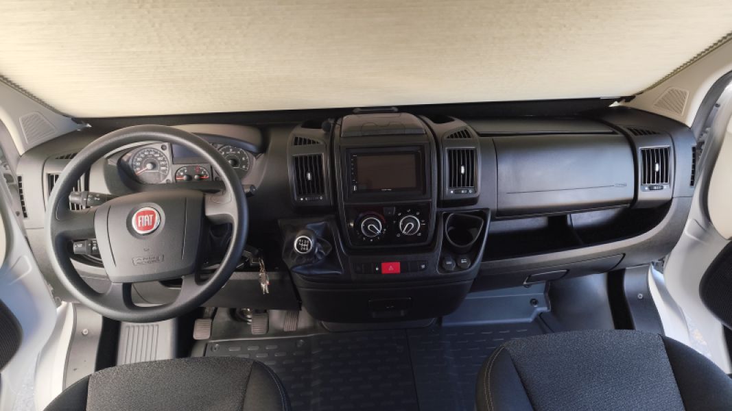 En venta Across Compact 565LD Blanco 2020 A Coruña foto 11