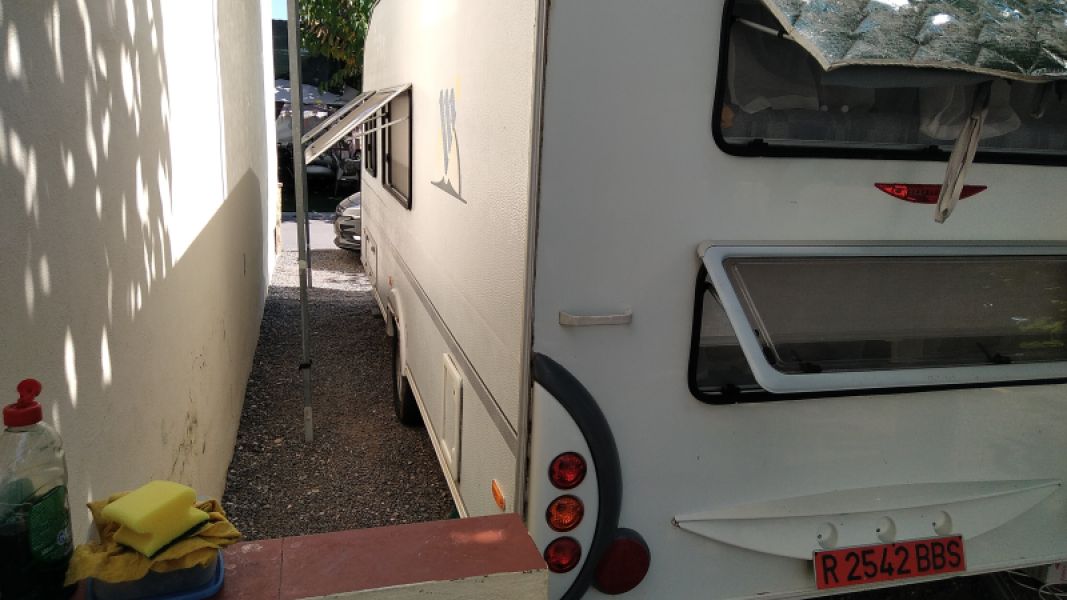 En venta Knaus Vimara 500 sport Blanco 2004 Navarra foto 11