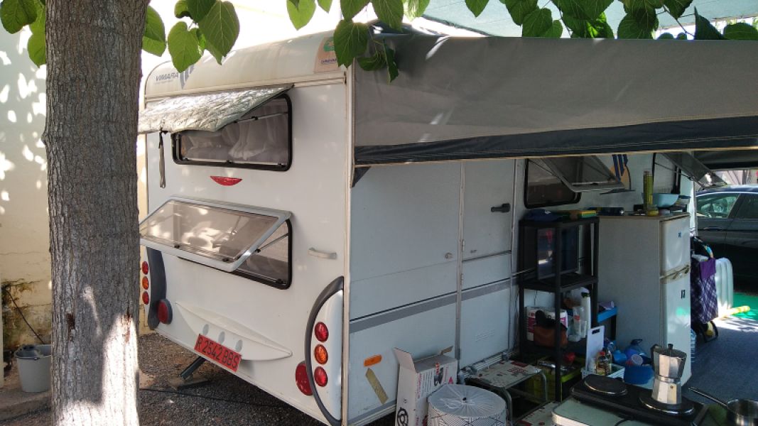 En venta Knaus Vimara 500 sport Blanco 2004 Navarra foto 12