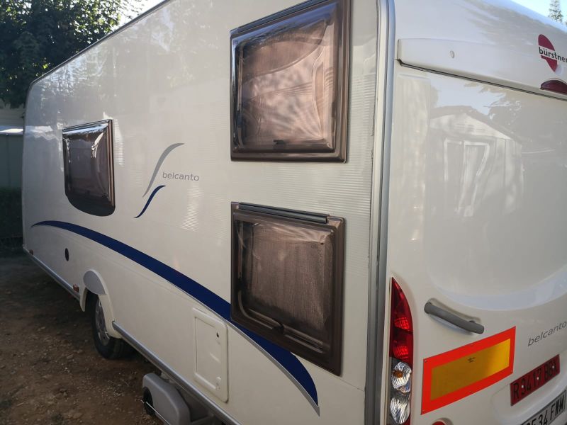 En venta Bürstner Belcanto 500 TK Blanco 2006 Madrid foto 4