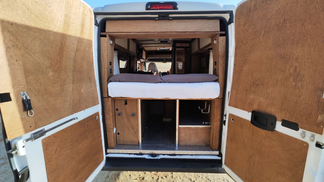 En venta Fiat ducato Blanco 2015 Sevilla foto 14