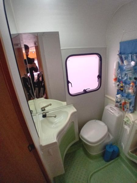 En venta Across ACE KAMTNER 475 TK Blanco 2007 Sevilla foto 8