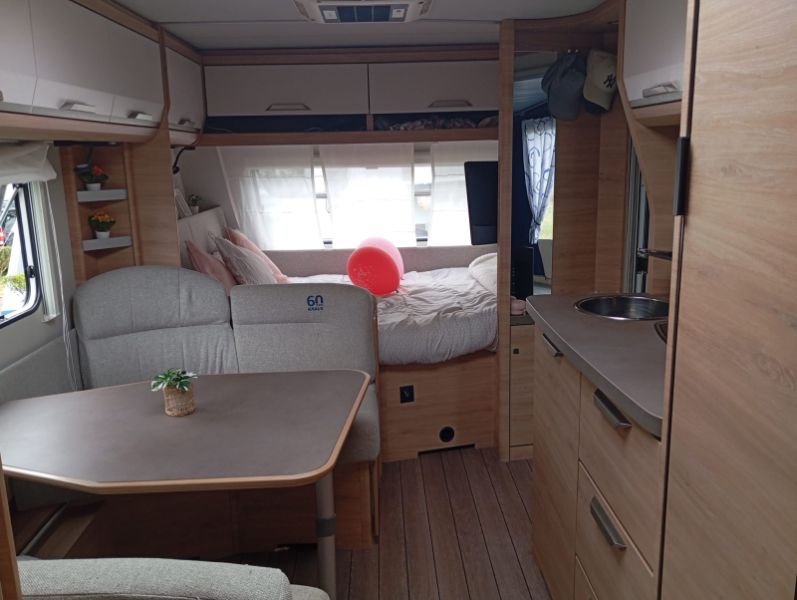 En venta Knaus Südwind 580 QS 60 aniversario  Blanco 2023 Asturias foto 5