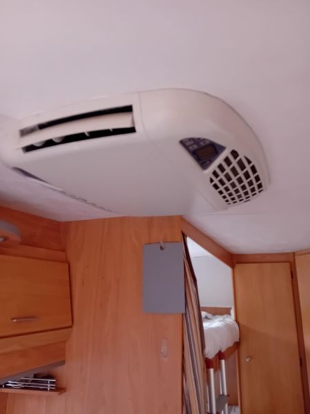 En venta Across ACE KAMTNER 475 TK Blanco 2007 Sevilla foto 11