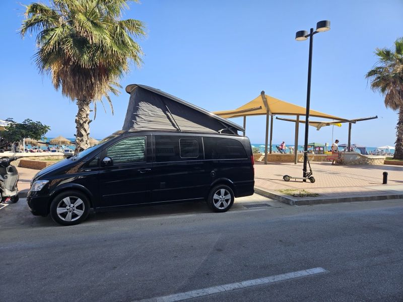 En venta Mercedes-Benz Viano Marco Polo Westfalia Negro 2012 Madrid foto 4
