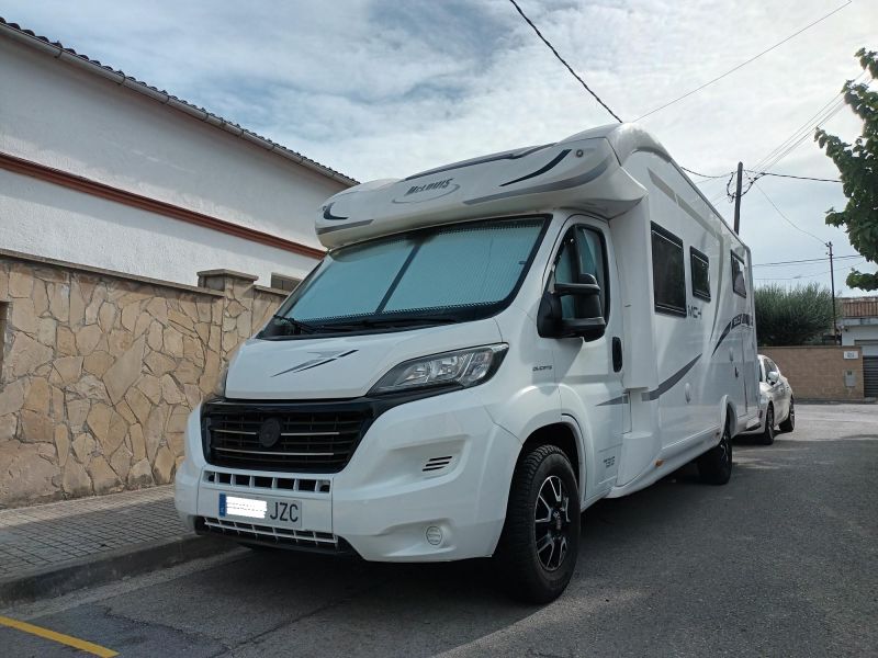 En venta McLouis MC4 73G Blanco 2017 Barcelona foto 1