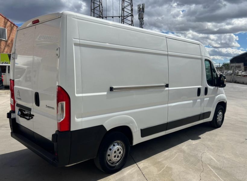 En venta Citroën Jumper L3H2 Blanco 2019 Madrid foto 1