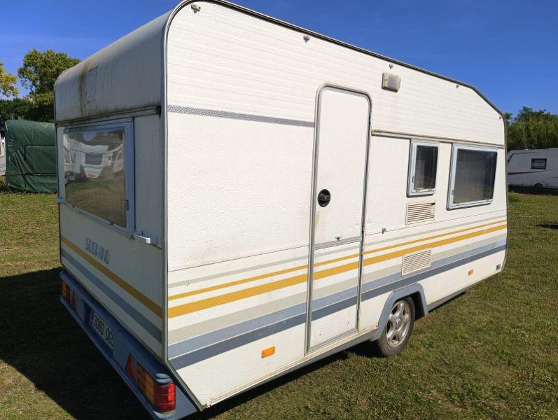En venta Knaus Sudwind 395 Blanco 1991 Girona foto 2