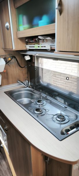 En venta Bürstner Averso 500 TK Blanco 2009 Salamanca foto 13