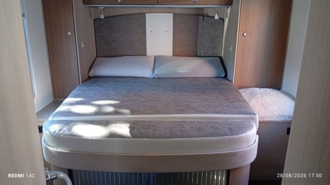 En venta Bürstner Ixeo time It 734 Blanco 2014 Madrid foto 1