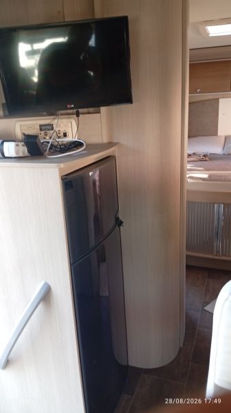 En venta Bürstner Ixeo time It 734 Blanco 2014 Madrid foto 5
