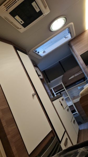 En venta Knaus KNAUS QDK SPORT 550 SILVER EDITION  Blanco 2019 Girona foto 4