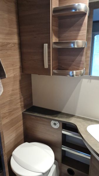 En venta Knaus KNAUS QDK SPORT 550 SILVER EDITION  Blanco 2019 Girona foto 7