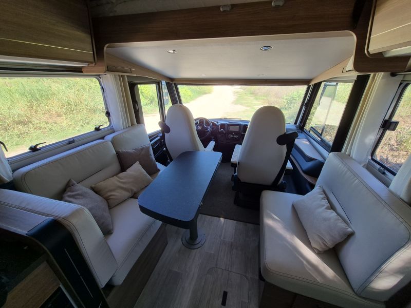 En venta Pilote Expression 740G Blanco 2024 Alicante foto 4