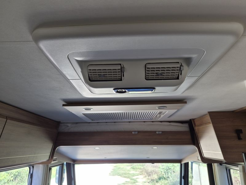 En venta Pilote Expression 740G Blanco 2024 Alicante foto 11