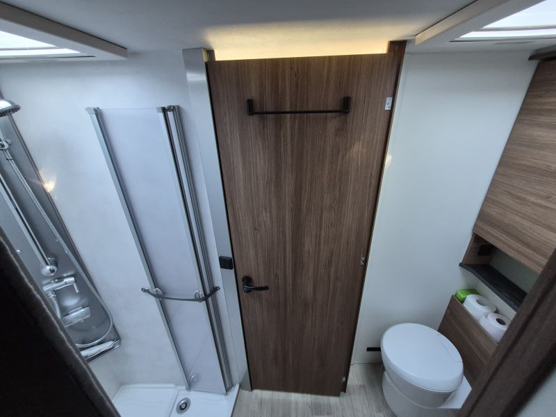 En venta Pilote Expression 740G Blanco 2024 Alicante foto 15