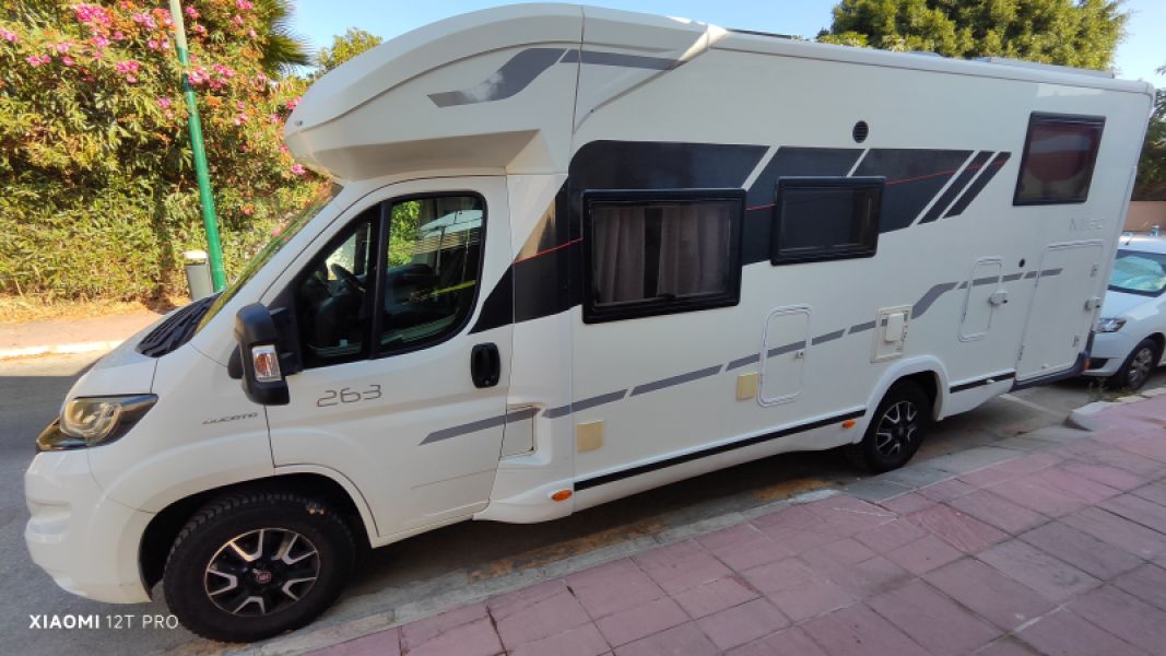 En venta Benimar Mileo 263 2018 Málaga foto 2